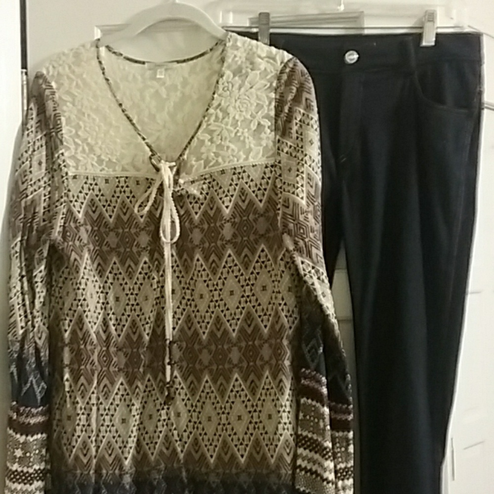 Brown tunic with jean leggings